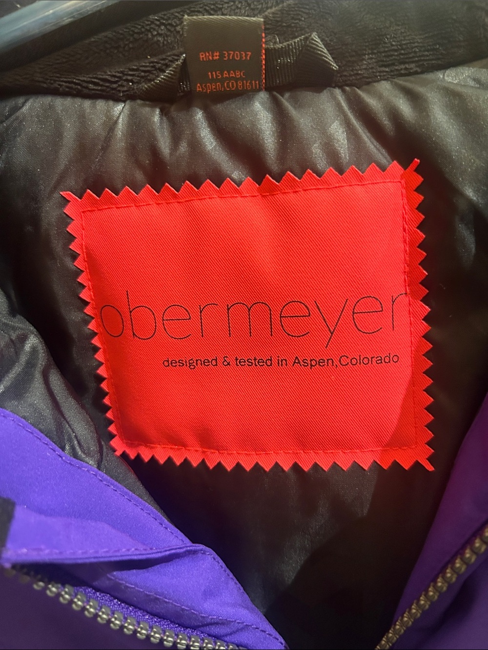 Obermeyer Purple and White Girls' Ski jacket - zippered pockets and hood - Picture 2 of 11